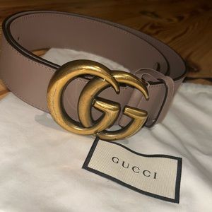 Gucci double G belt in porcelain rose